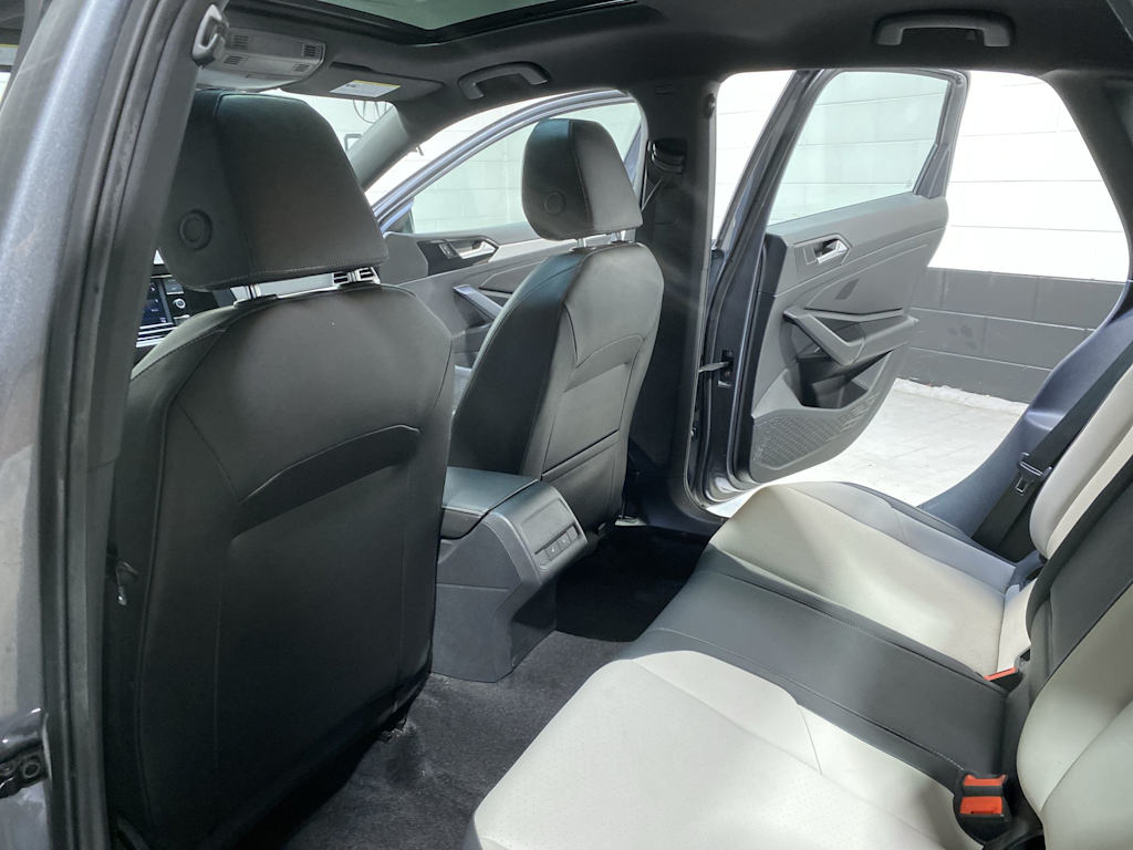 Thumbnail: 2019 Volkswagen Jetta - 13