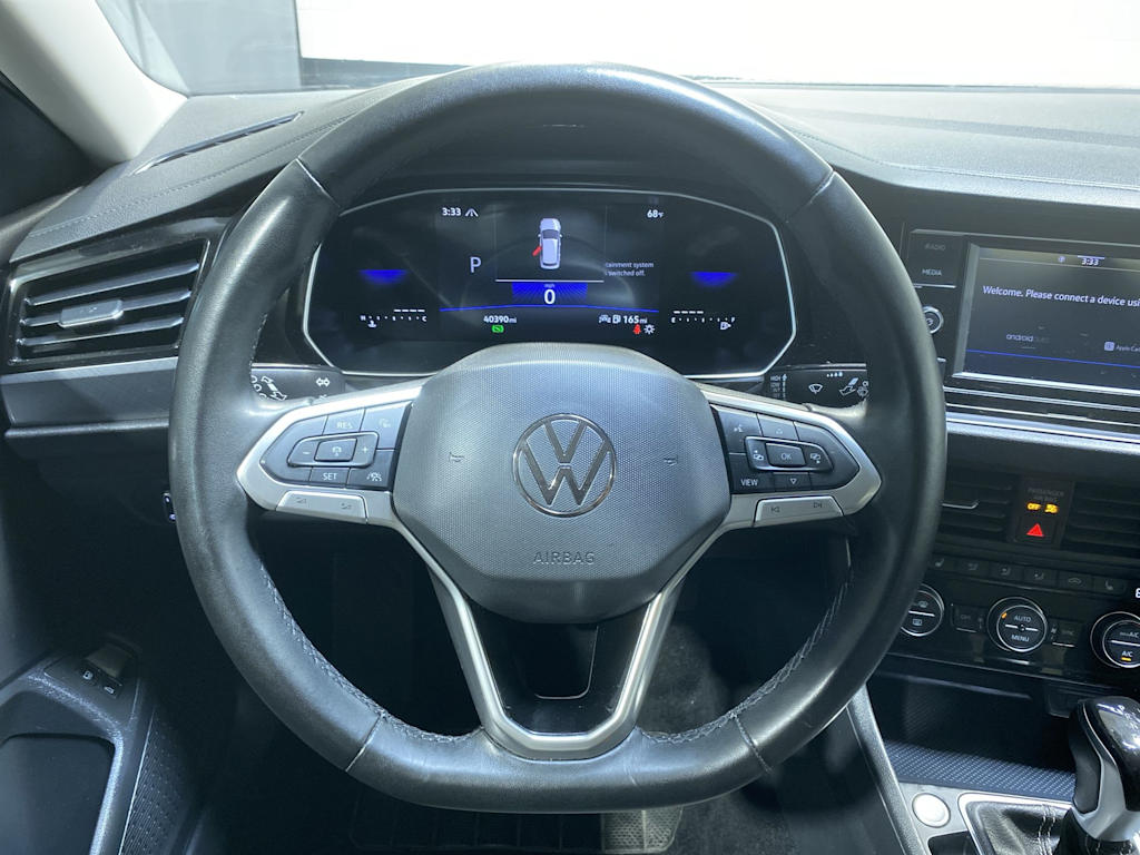 Thumbnail: 2024 Volkswagen Jetta - 10