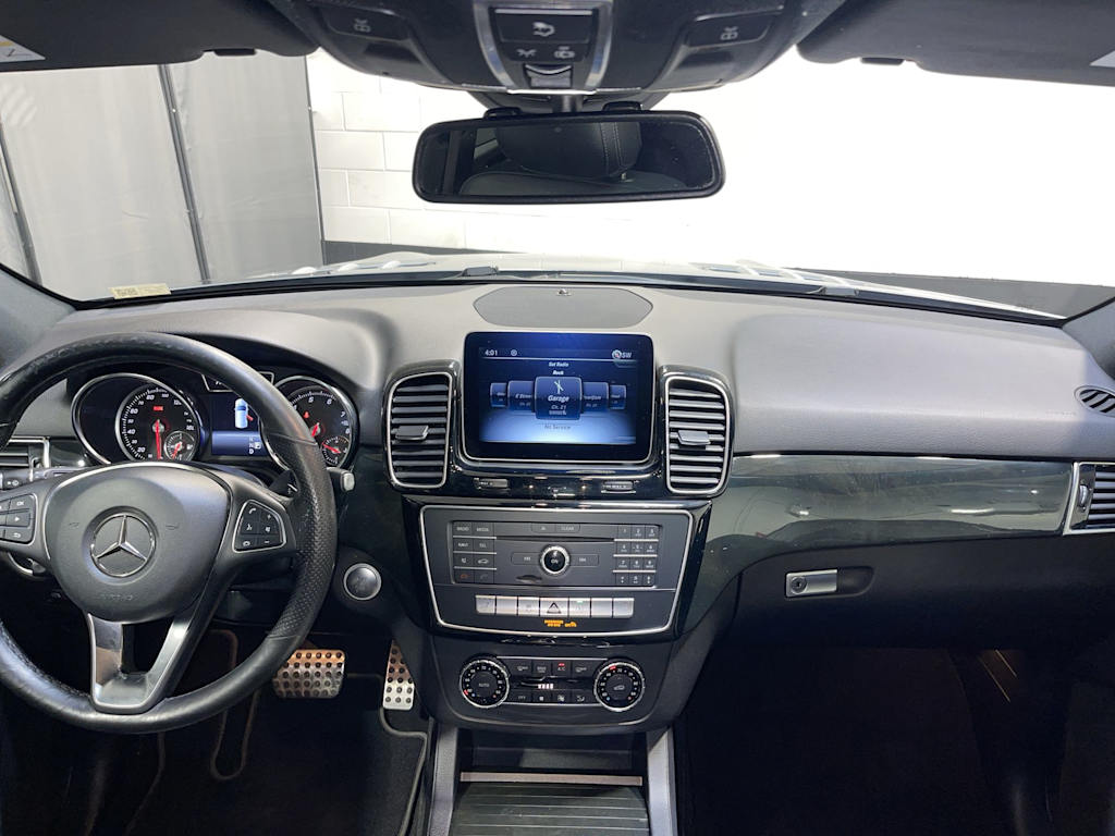 Thumbnail: 2019 Mercedes-Benz GLE - 2