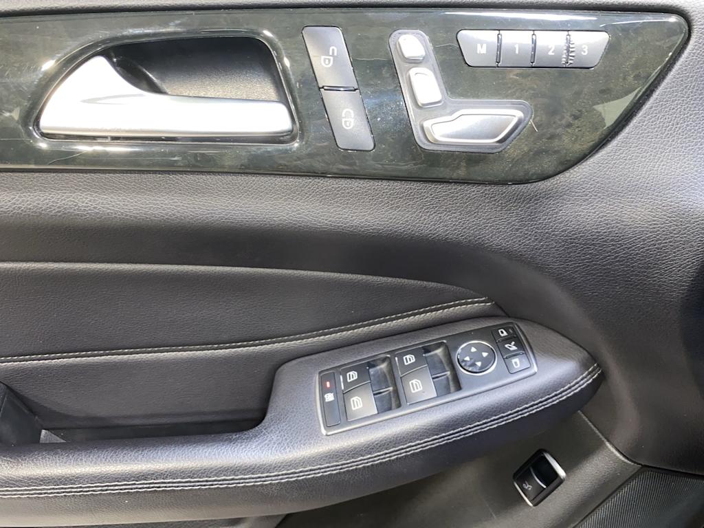 Thumbnail: 2017 Mercedes-Benz GLE - 23