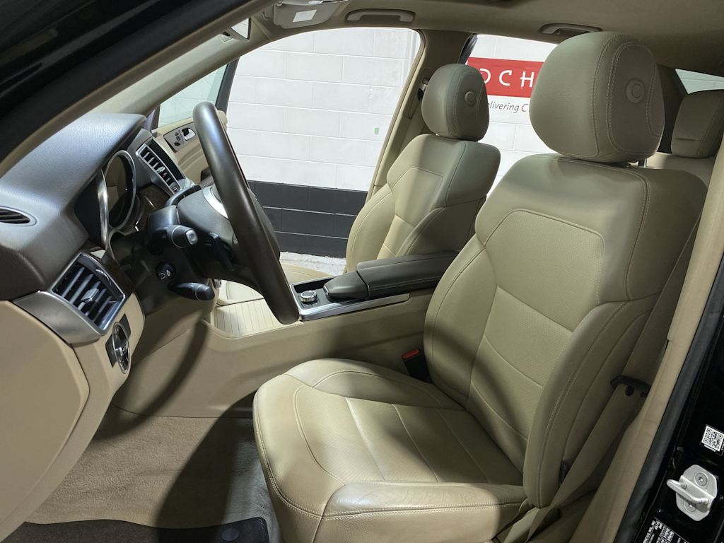 Thumbnail: 2015 Mercedes-Benz M-Class - 12