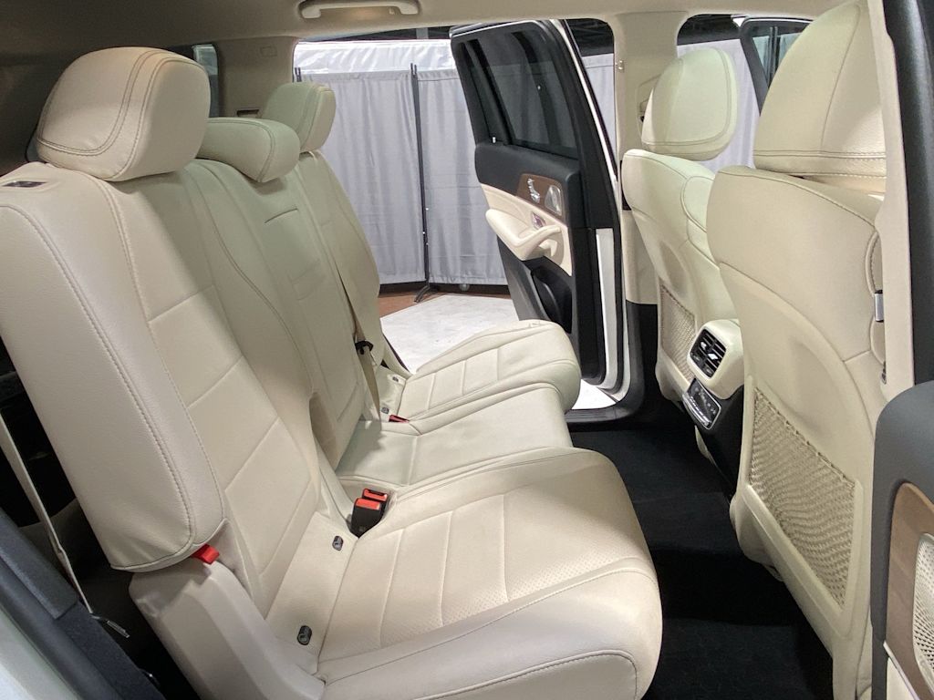 Thumbnail: 2022 Mercedes-Benz GLS - 17