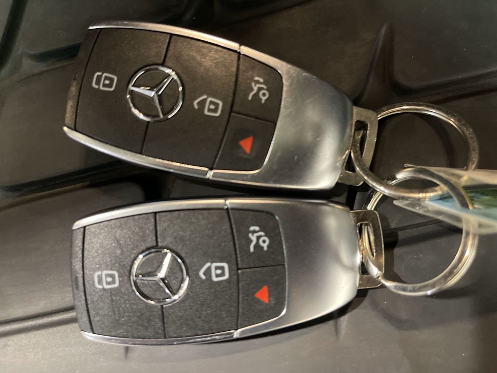 Thumbnail: 2022 Mercedes-Benz GLS - 20