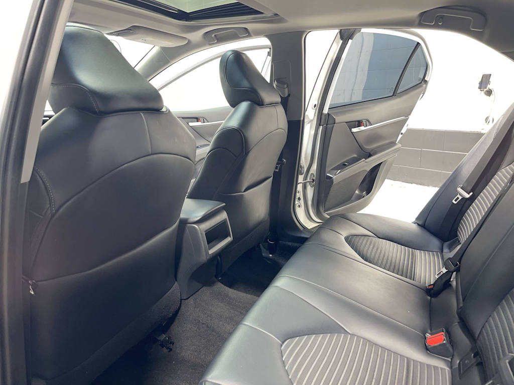 Thumbnail: 2020 Toyota Camry - 12