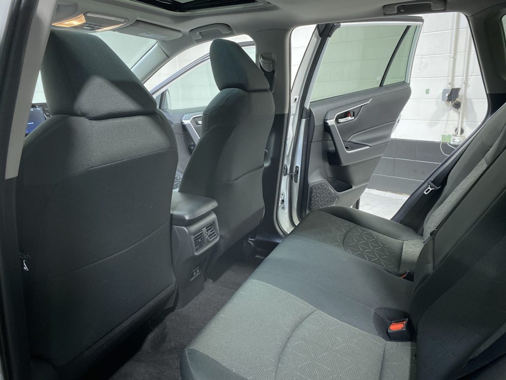 Thumbnail: 2021 Toyota RAV4 - 13