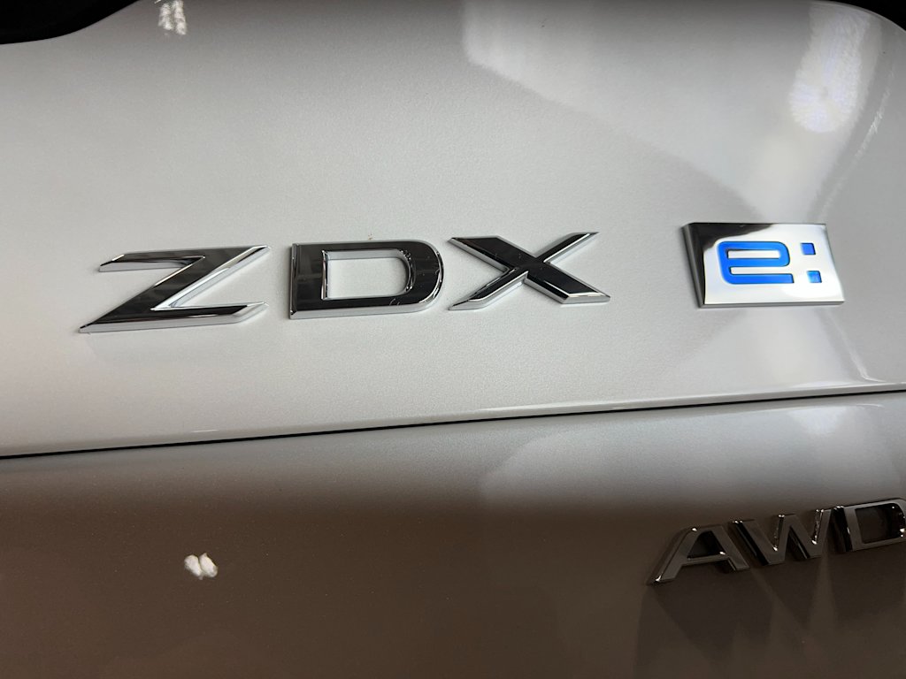 2024 Acura ZDX A-Spec 19