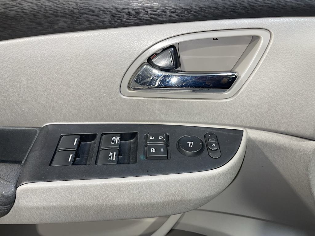 Thumbnail: 2014 Honda Odyssey - 23