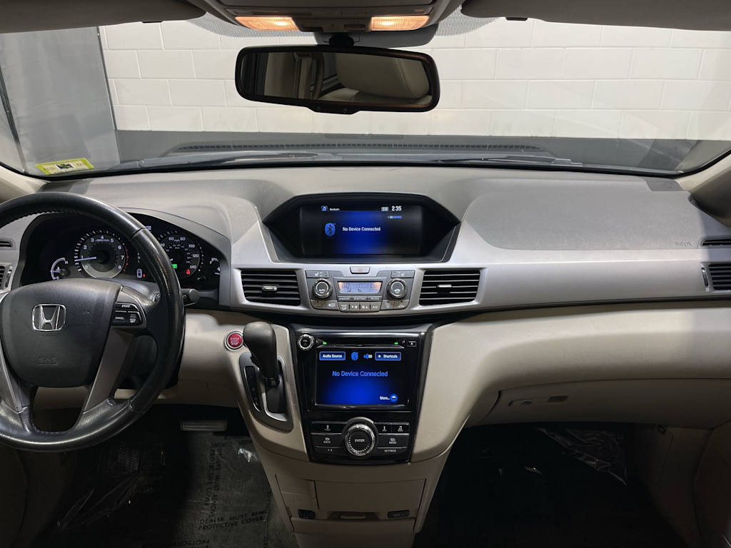 Thumbnail: 2015 Honda Odyssey - 2