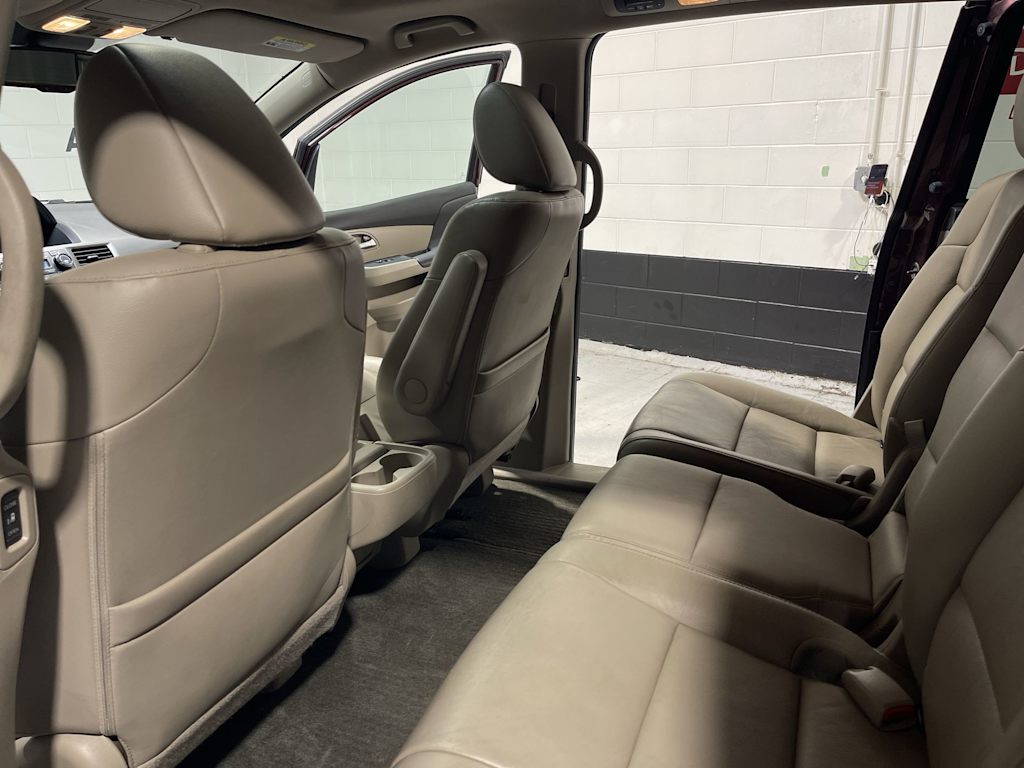 Thumbnail: 2015 Honda Odyssey - 13