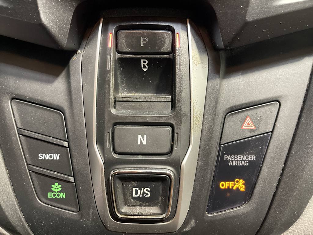 Thumbnail: 2018 Honda Odyssey - 14