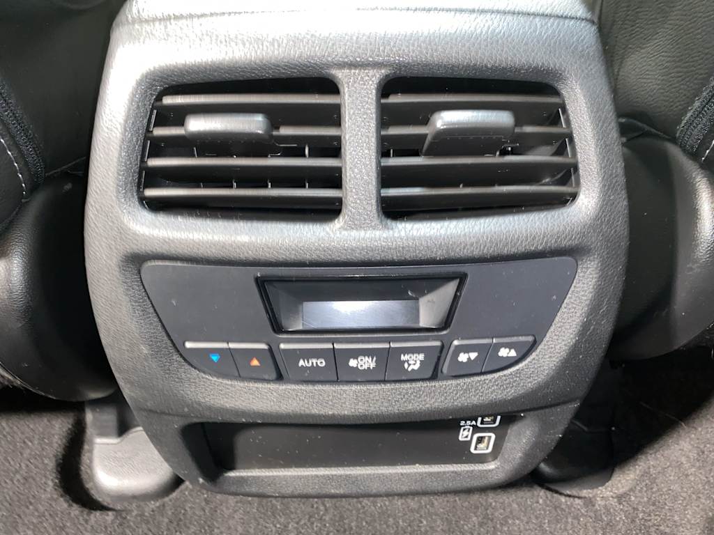 Thumbnail: 2019 Honda Pilot - 25