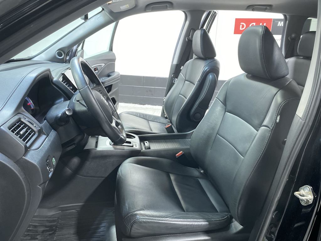 Thumbnail: 2019 Honda Pilot - 12
