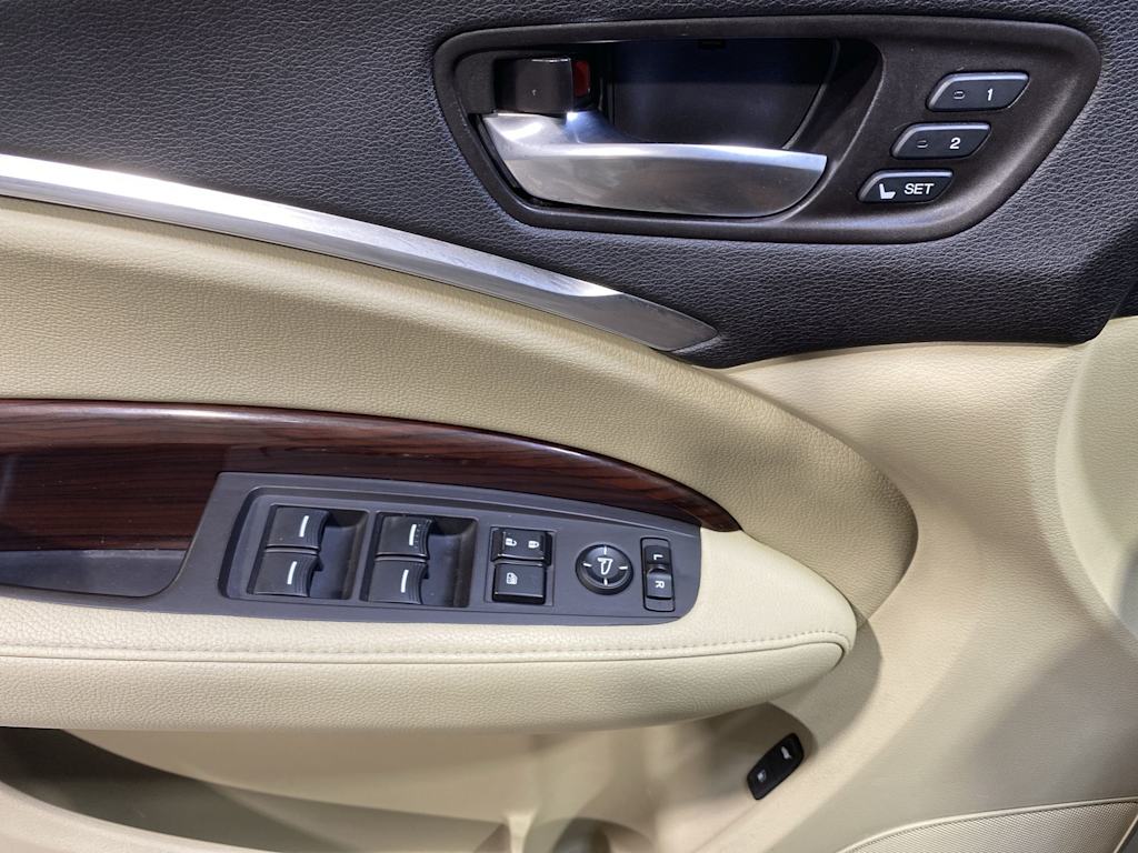 Thumbnail: 2016 Acura MDX - 23