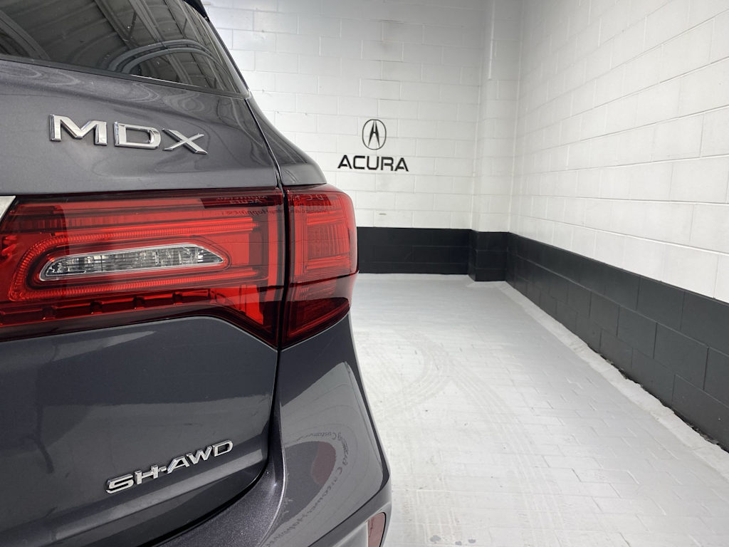 2017 Acura MDX Base 19