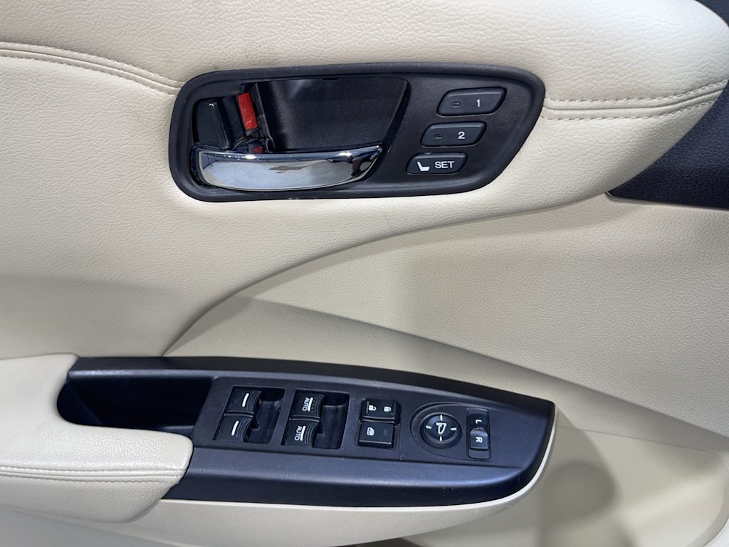 Thumbnail: 2015 Acura RDX - 23