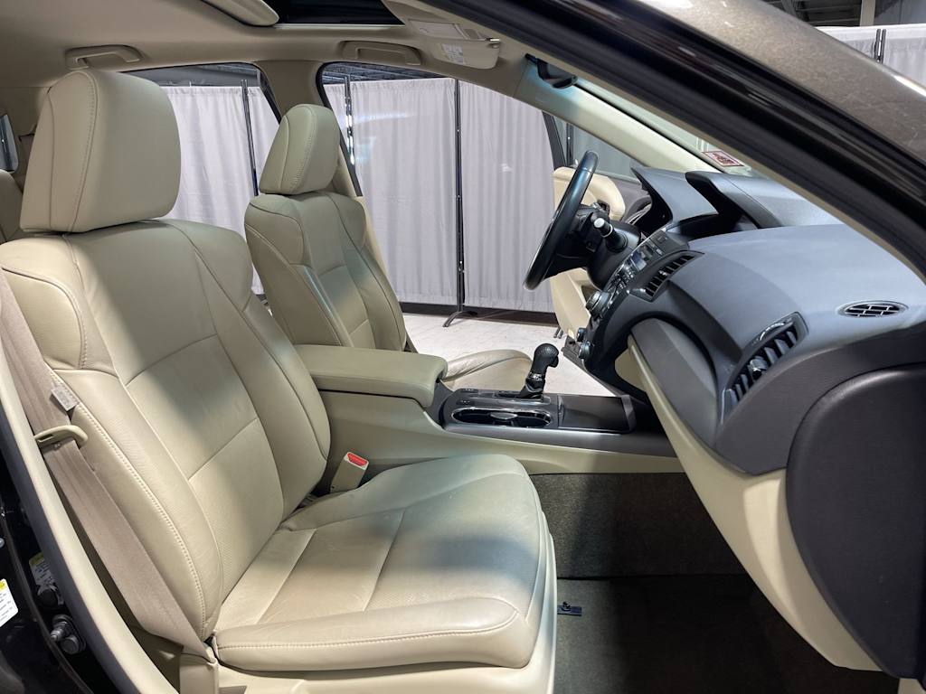 Thumbnail: 2015 Acura RDX - 20