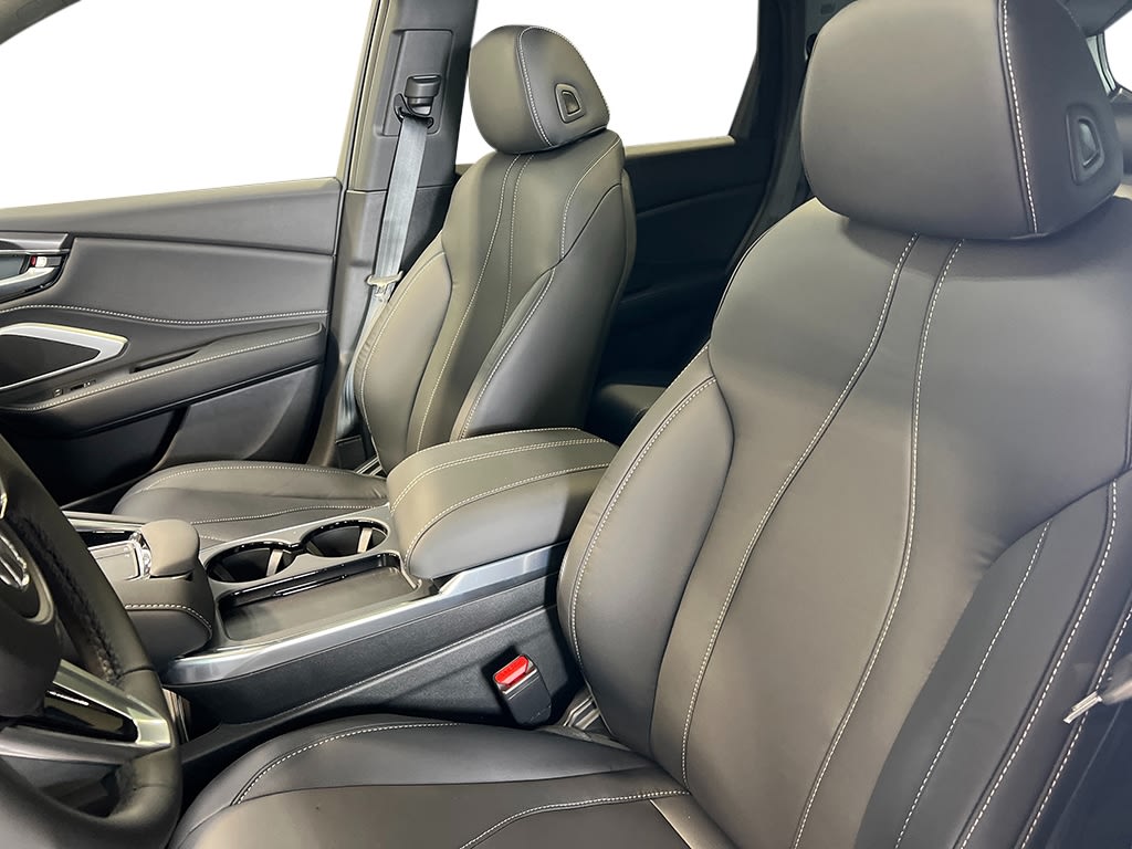 Thumbnail: 2025 Acura RDX - 11