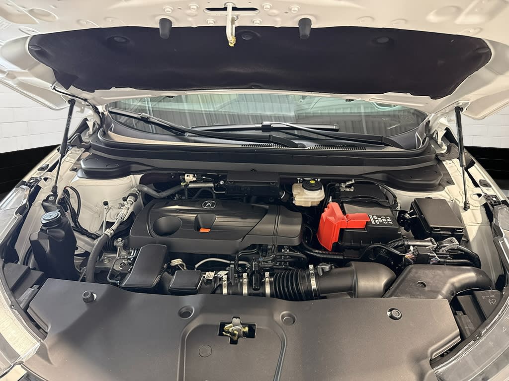 Thumbnail: 2025 Acura RDX - 8