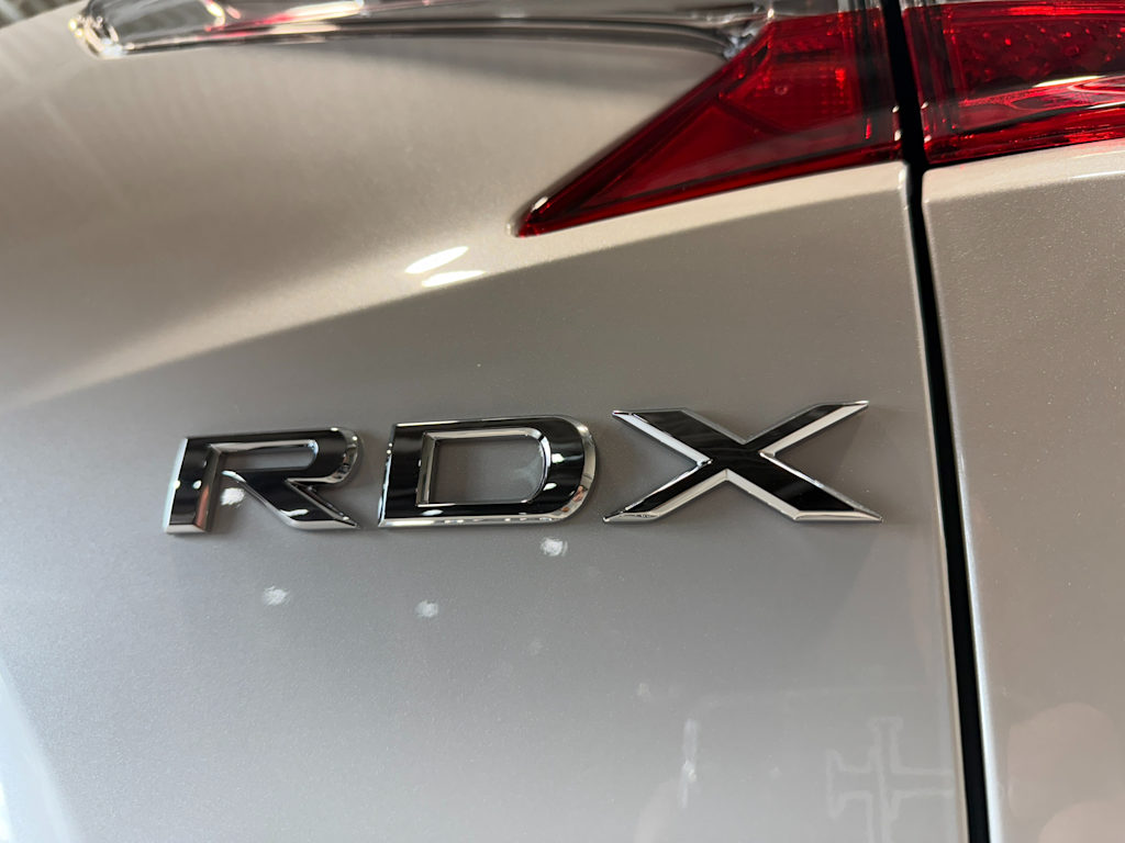 Thumbnail: 2025 Acura RDX - 6