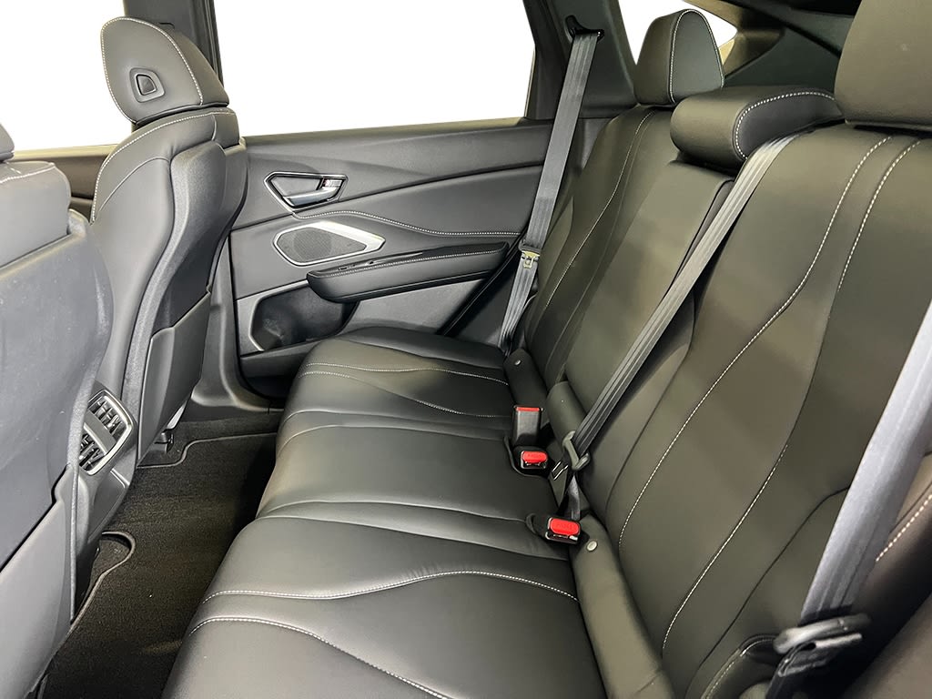 Thumbnail: 2025 Acura RDX - 13