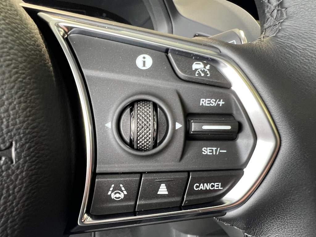 Thumbnail: 2025 Acura RDX - 23