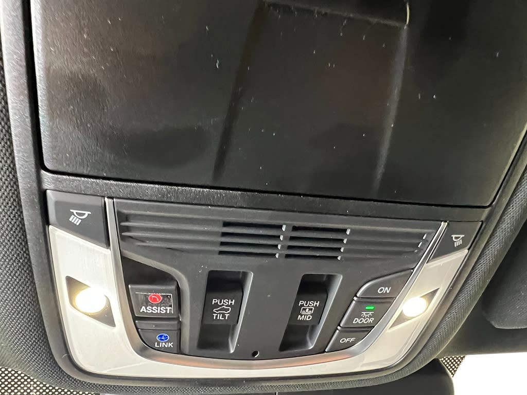 Thumbnail: 2025 Acura RDX - 29