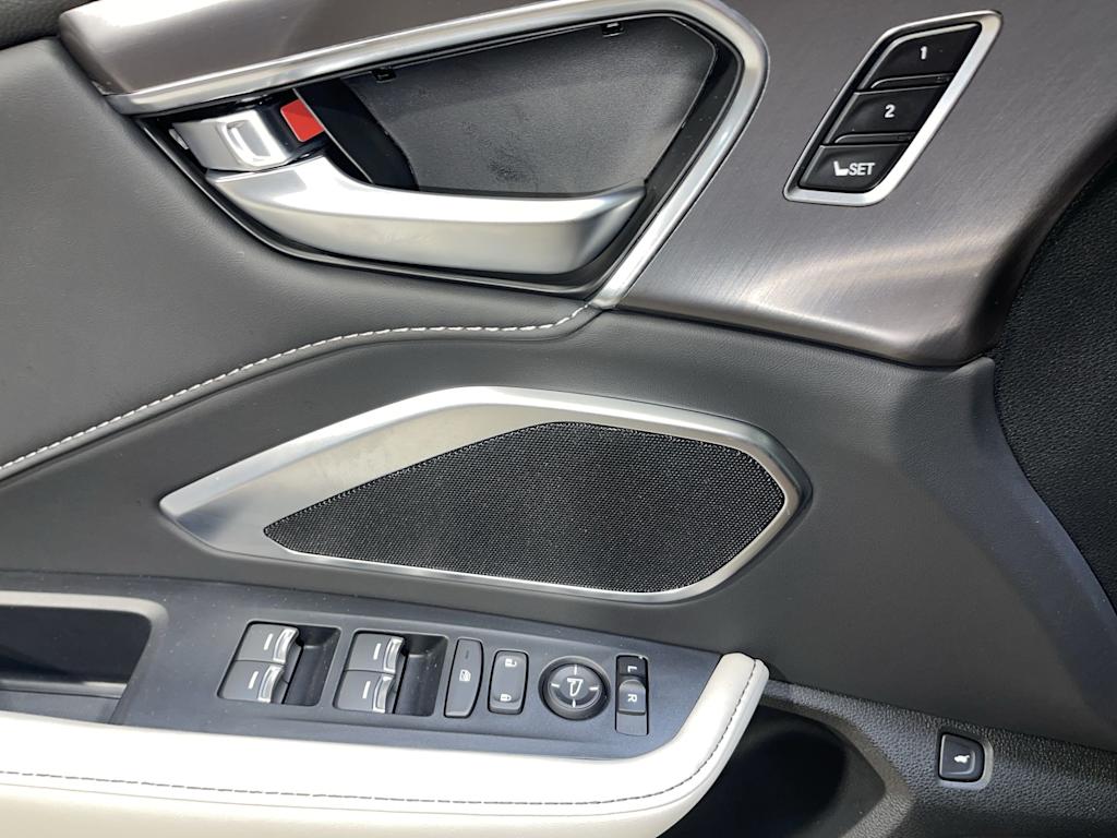 Thumbnail: 2026 Acura RDX - 23