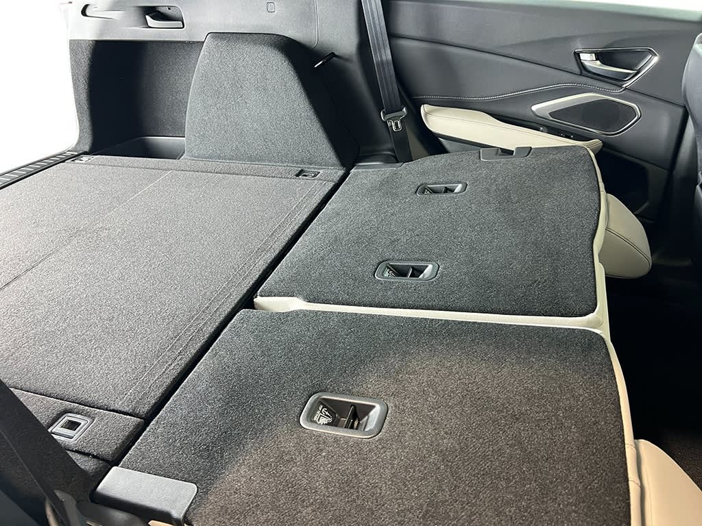 Thumbnail: 2025 Acura RDX - 11