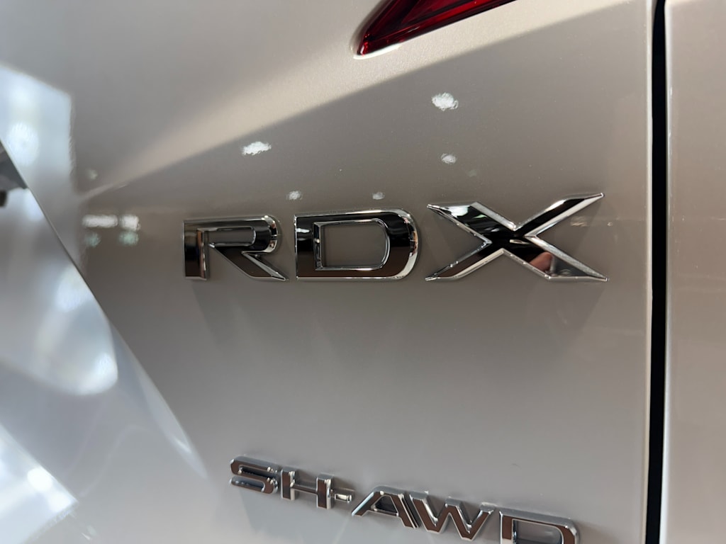 Thumbnail: 2025 Acura RDX - 6