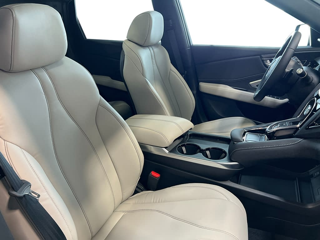 Thumbnail: 2025 Acura RDX - 36