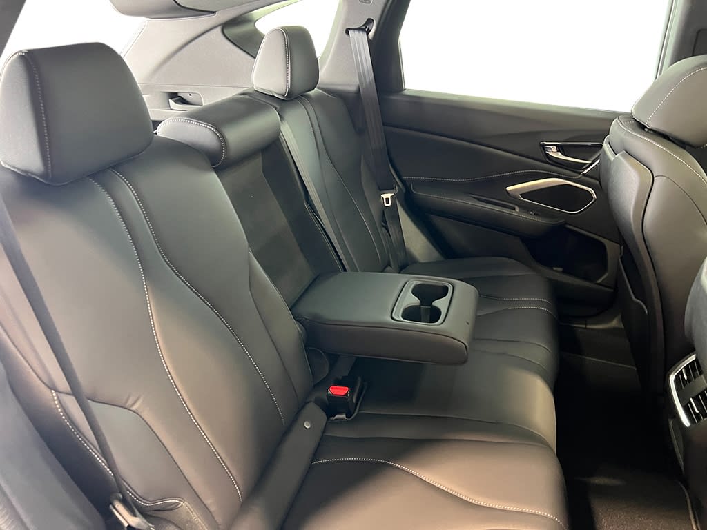 Thumbnail: 2025 Acura RDX - 34