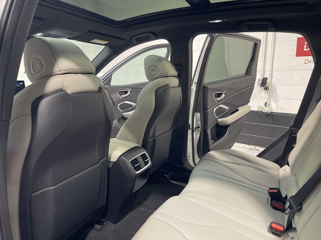 Thumbnail: 2026 Acura RDX - 13