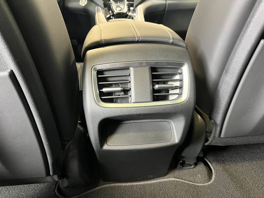 Thumbnail: 2025 Acura RDX - 32