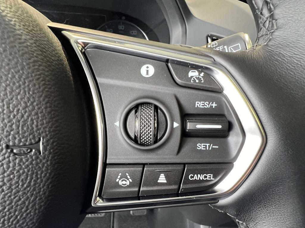 Thumbnail: 2025 Acura RDX - 23