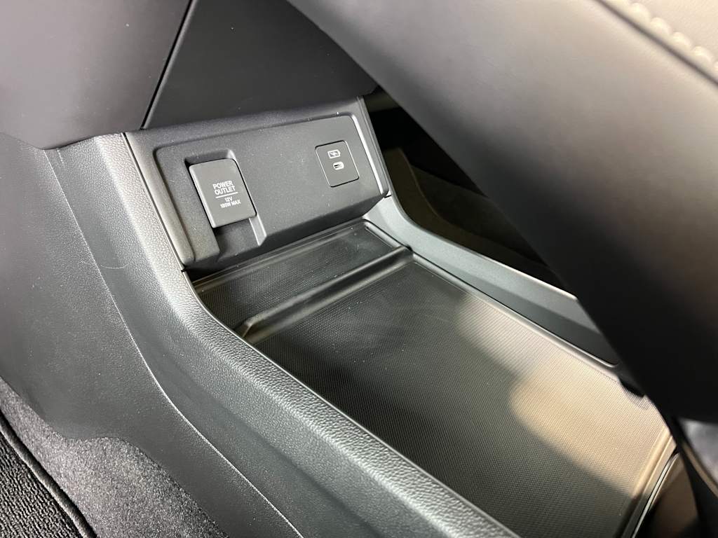 Thumbnail: 2025 Acura RDX - 28