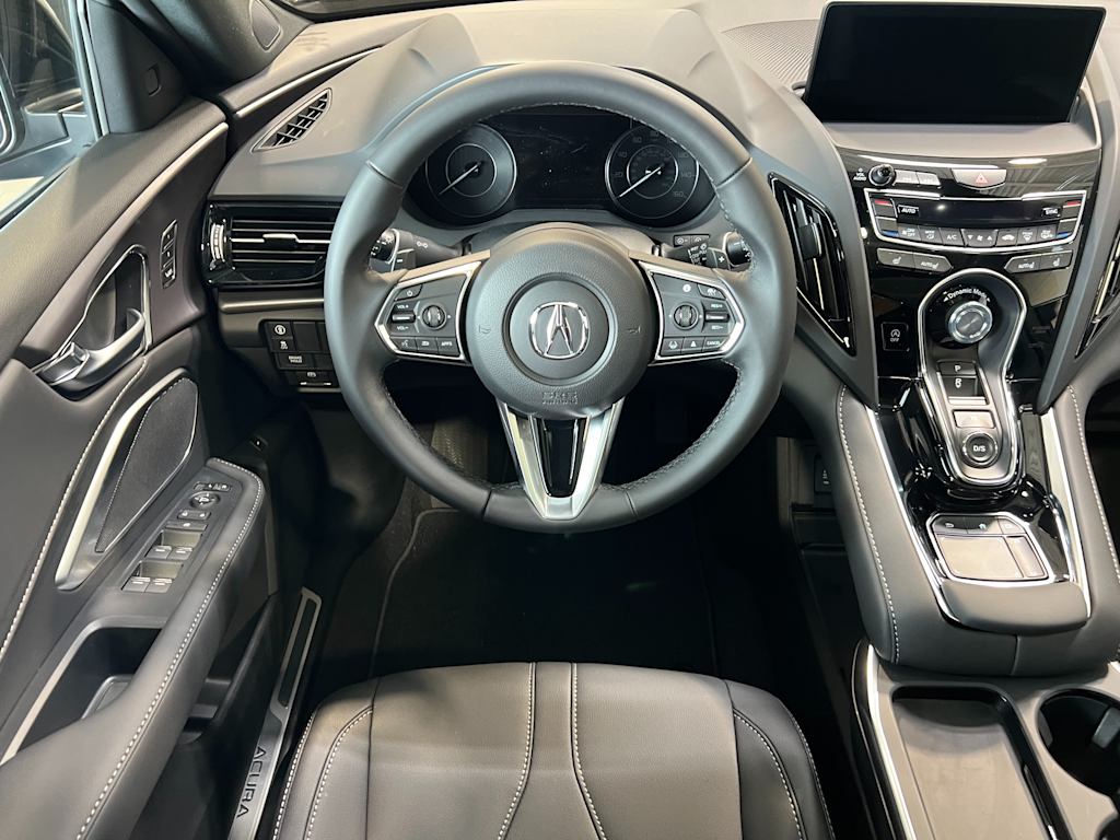 Thumbnail: 2025 Acura RDX - 2