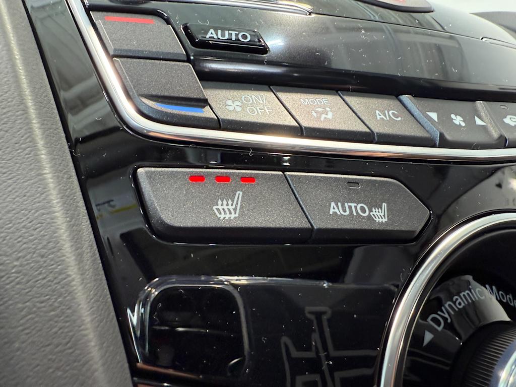 Thumbnail: 2025 Acura RDX - 25