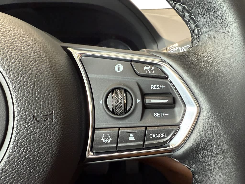 Thumbnail: 2025 Acura RDX - 23