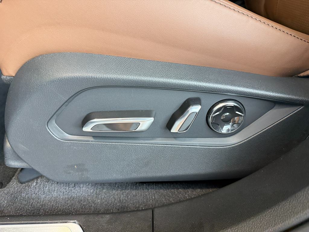 Thumbnail: 2025 Acura RDX - 24