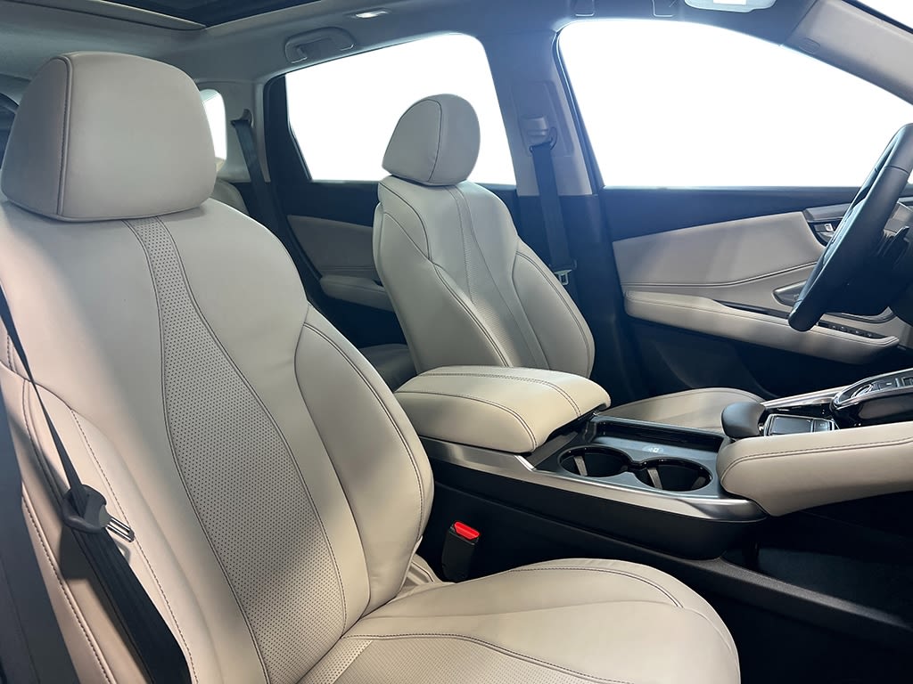 Thumbnail: 2025 Acura RDX - 35