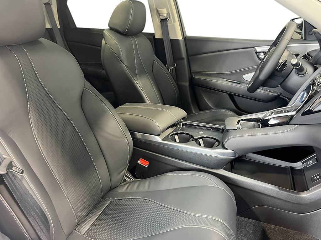 Thumbnail: 2025 Acura RDX - 36