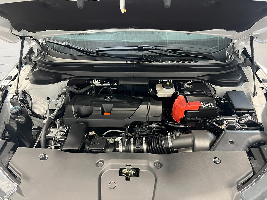 Thumbnail: 2025 Acura RDX - 8