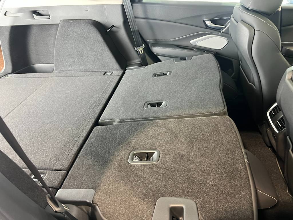 Thumbnail: 2025 Acura RDX - 11