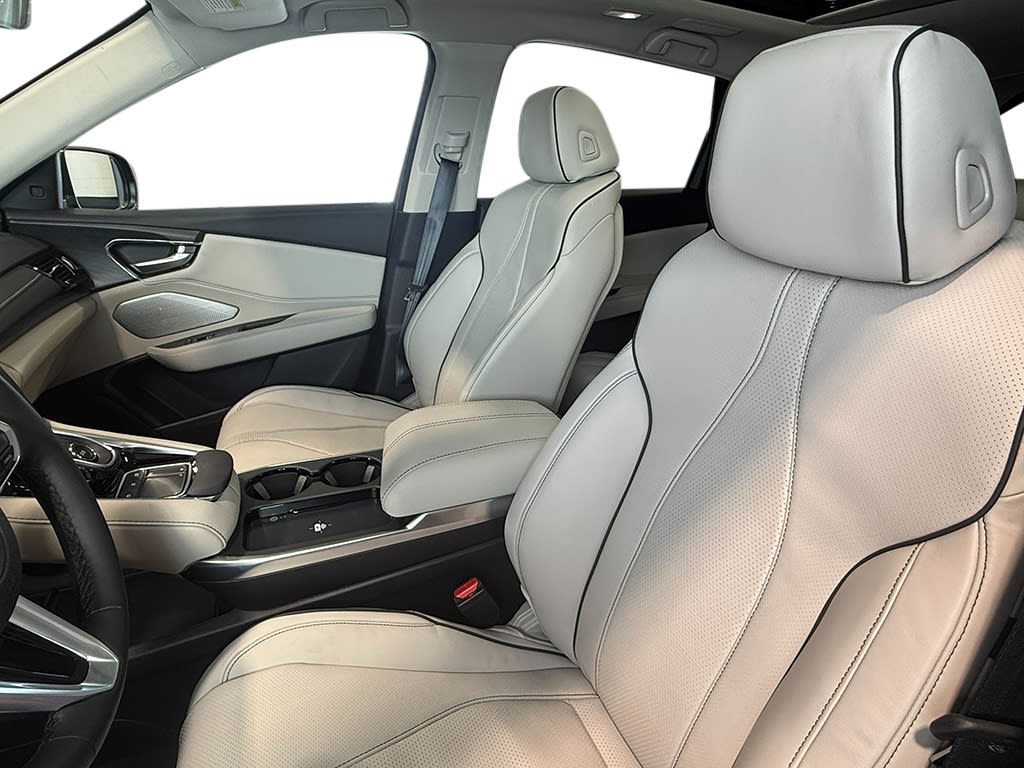 Thumbnail: 2025 Acura RDX - 11