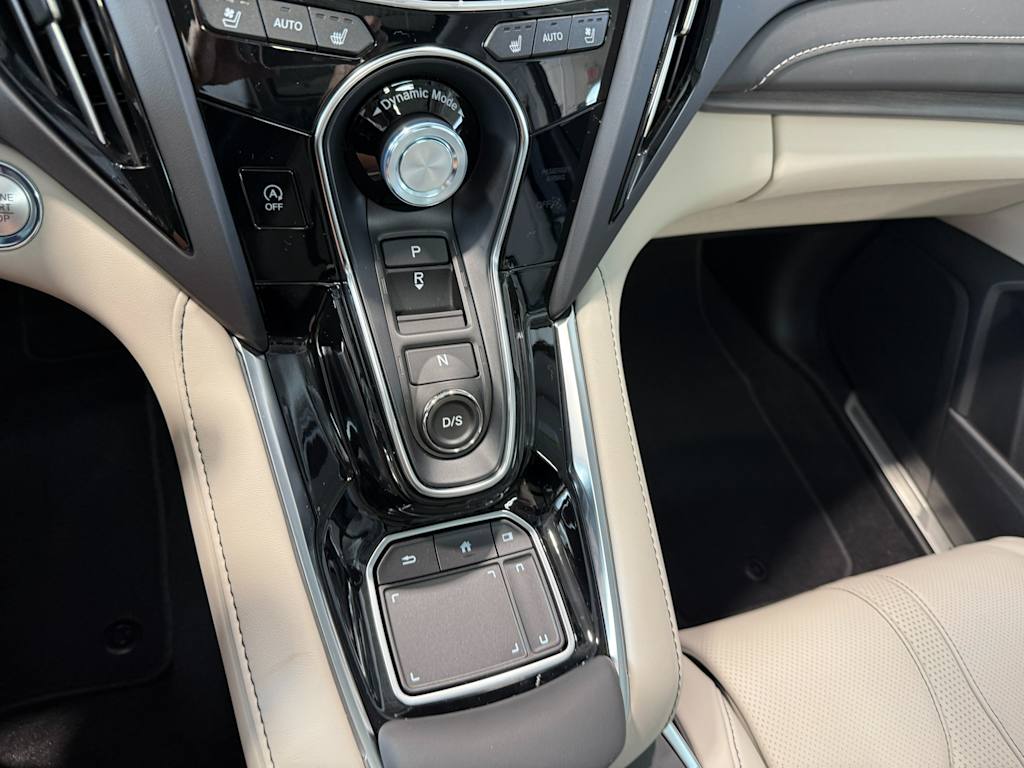 Thumbnail: 2025 Acura RDX - 15