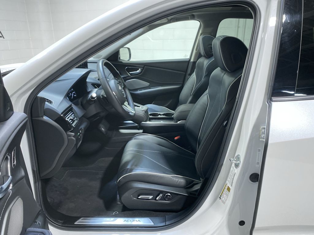 Thumbnail: 2025 Acura RDX - 11