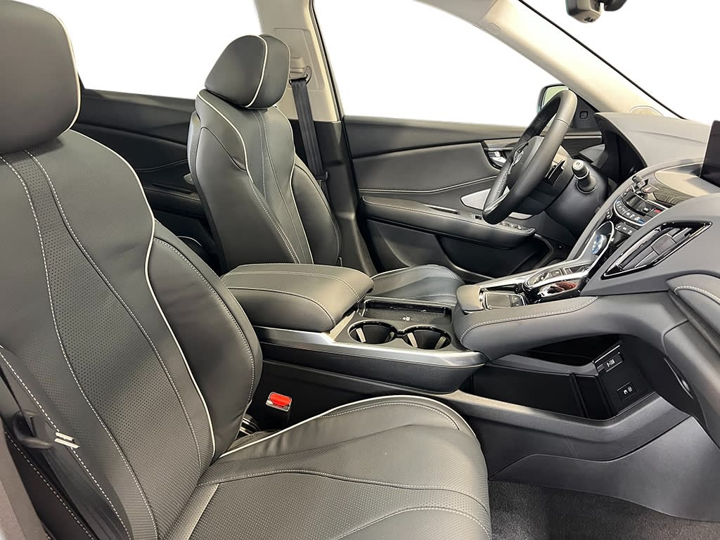 Thumbnail: 2025 Acura RDX - 36