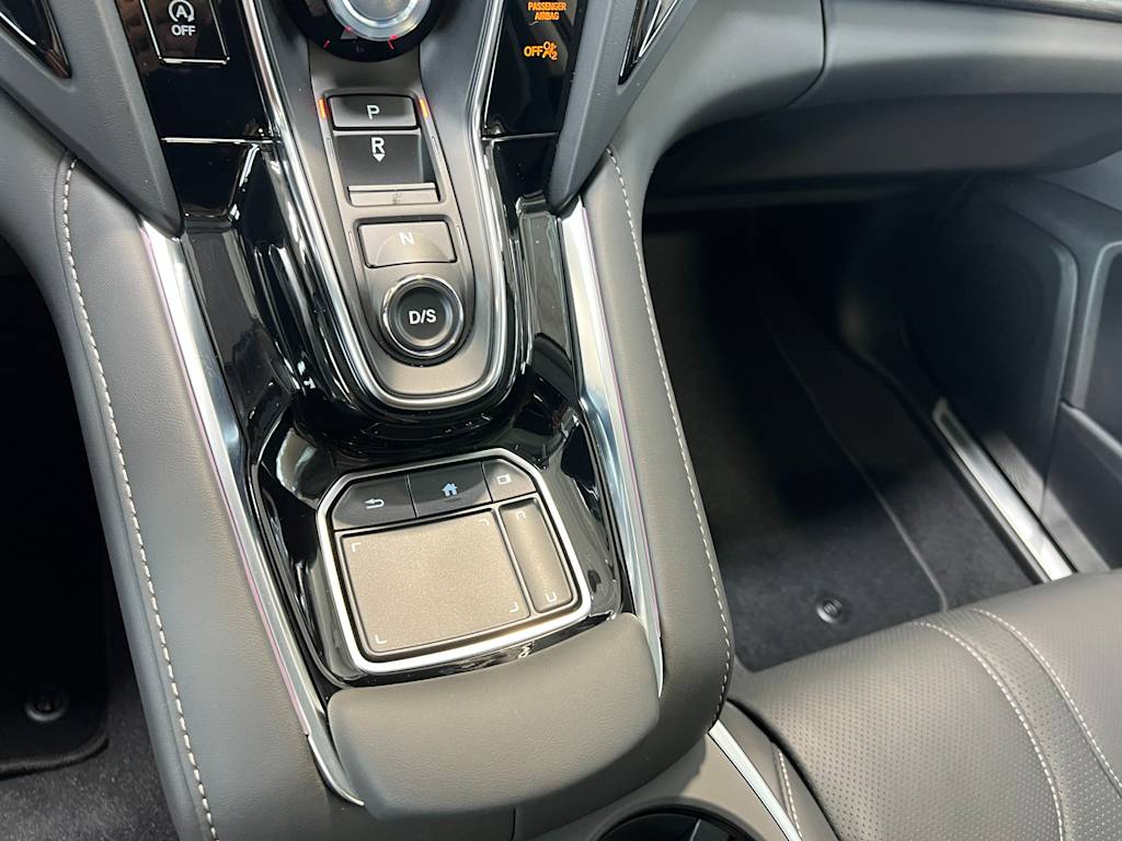 Thumbnail: 2025 Acura RDX - 27