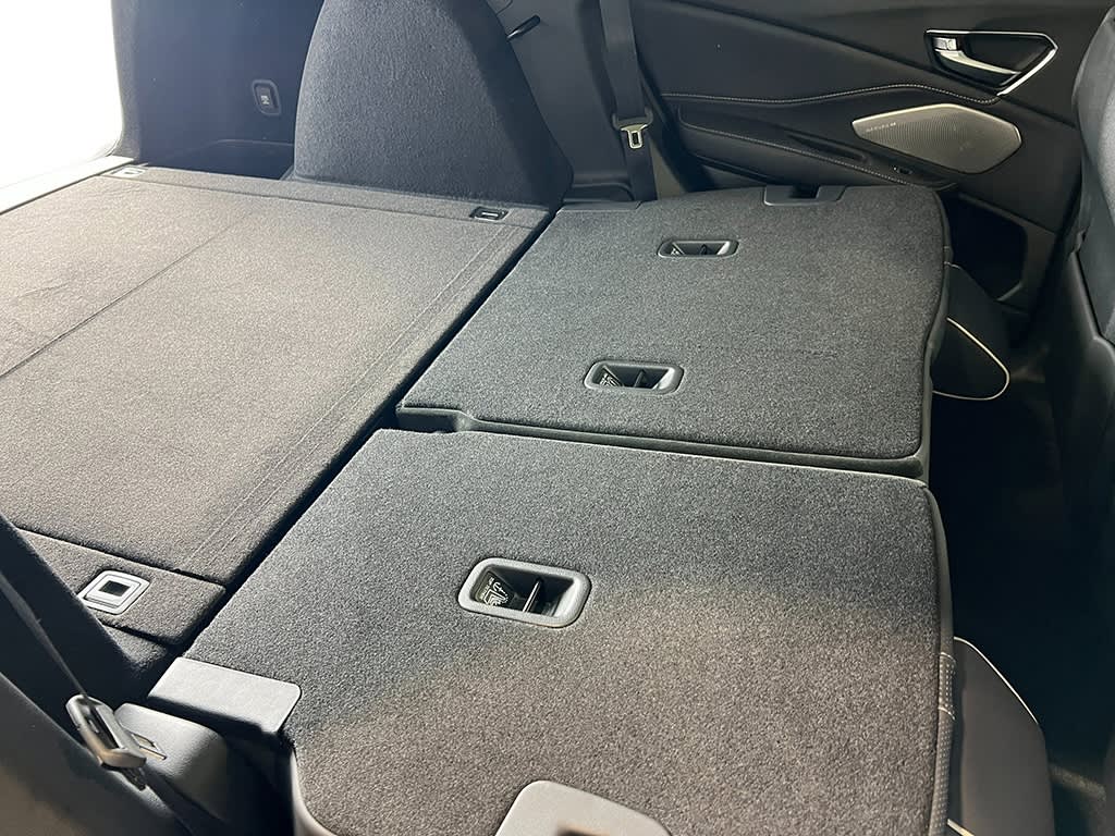 Thumbnail: 2025 Acura RDX - 11