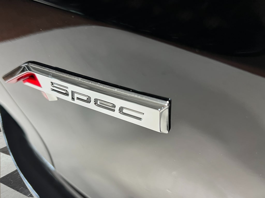 Thumbnail: 2025 Acura RDX - 20